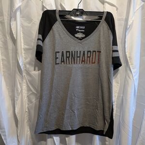 B8 Fanatics Women's Dale Earnhardt V neck top Sz XL